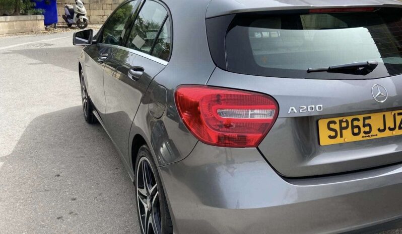 								Mercedes-Benz A-Class A180 2015 full									