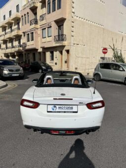Fiat 124 Spider Lusso Plus 2017