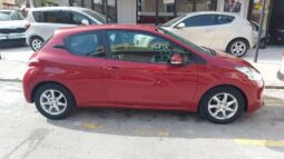 Peugeot 208 2013
