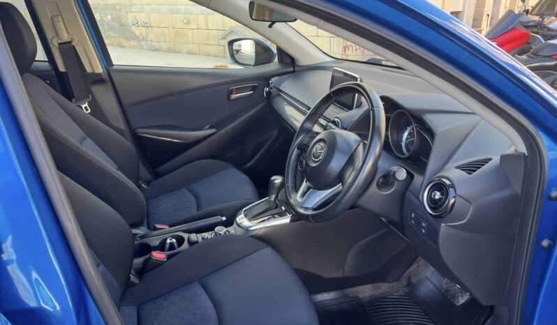 								Mazda Demio 1.3i Skyactive 2015 full									