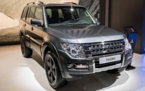 Mitsubishi Pajero rd Generation   x